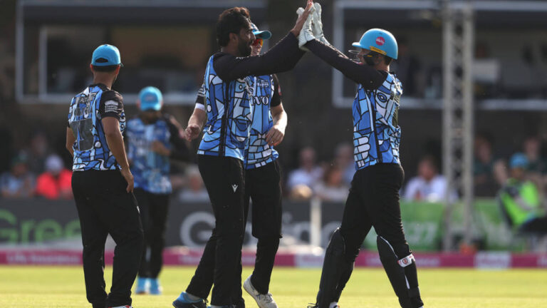 Usama Mir helps Worcestershire claim midlands bragging rights – Vitality Blast: उसामा मीर की घातक गेंदबाजी से वॉर्सेस्टरशायर ने वॉरविकशायर को हराया